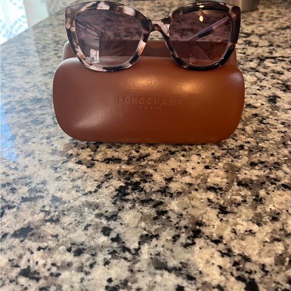 COPY - Practically Brand New Longchamp Sunglasses ๐ - Picture 2 of 9